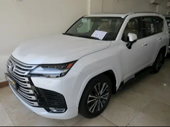  Lexus  LX  600 Luxury  2025  Automatic  0 Km  6 Cylinder  Four Wheel Drive (4WD)  SUV  White  With Warranty