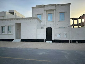 Family Residential  - Not Furnished  - Al Daayen  - Umm Qarn  - 8 Bedrooms