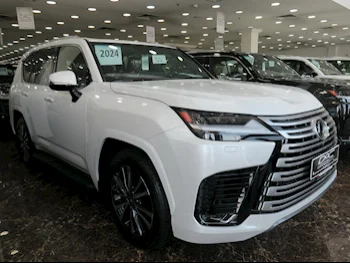 Lexus  LX  600 Luxury  2024  Automatic  0 Km  6 Cylinder  Four Wheel Drive (4WD)  SUV  White  With Warranty