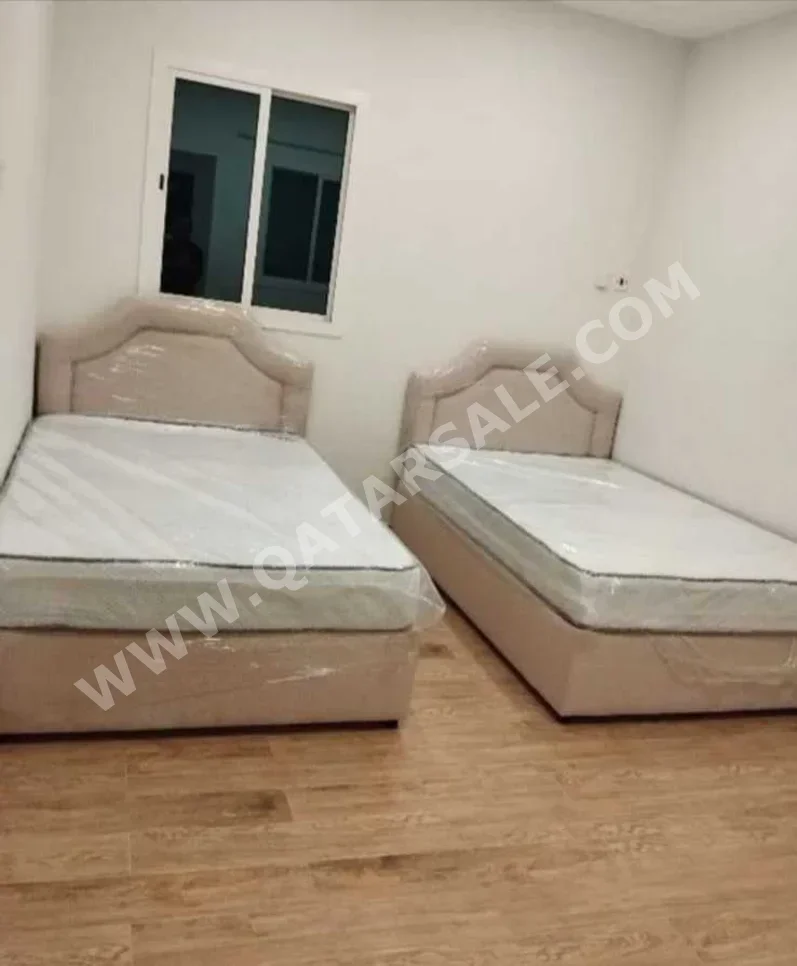 Beds - Extendable Bed  - Green  - Mattress Included