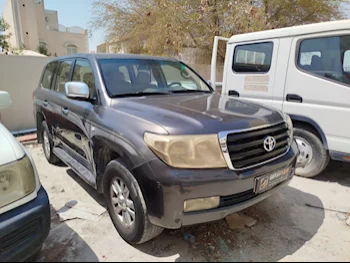 Toyota  Land Cruiser  GXR  2008  Automatic  470,000 Km  8 Cylinder  Four Wheel Drive (4WD)  SUV  Gray