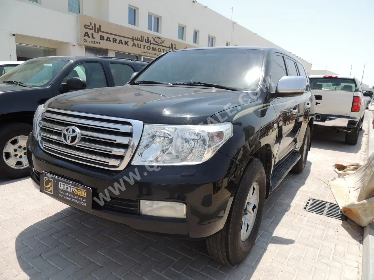 Toyota  Land Cruiser  GXR  2010  Automatic  413,000 Km  8 Cylinder  Four Wheel Drive (4WD)  SUV  Black