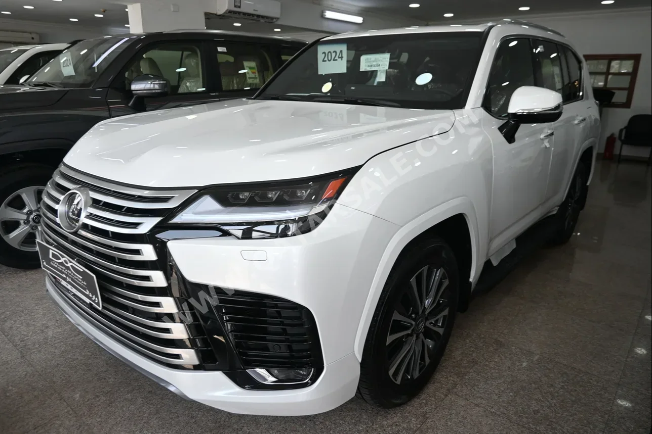 Lexus  LX  600 Luxury  2024  Automatic  0 Km  6 Cylinder  Four Wheel Drive (4WD)  SUV  White  With Warranty