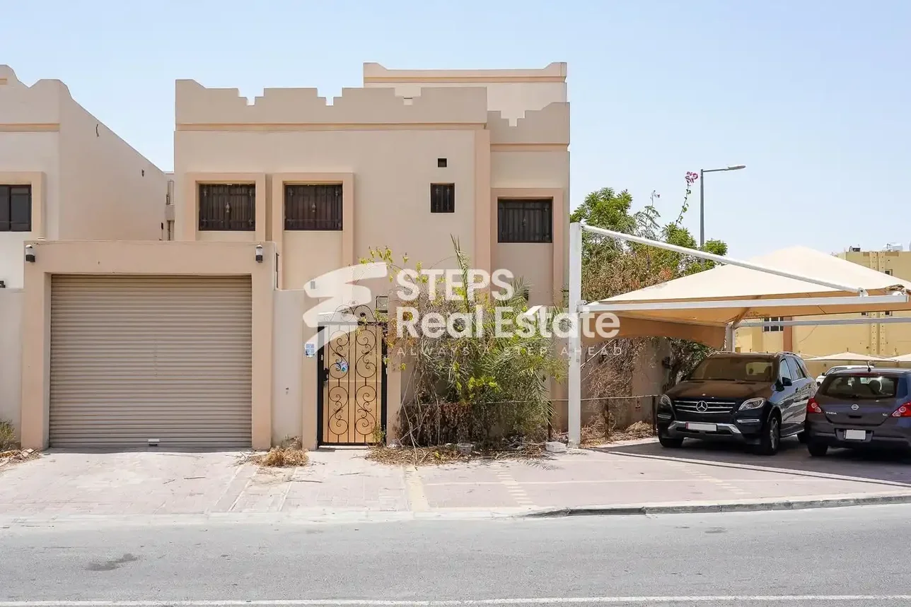 Family Residential  - Not Furnished  - Al Rayyan  - Abu Hamour  - 7 Bedrooms