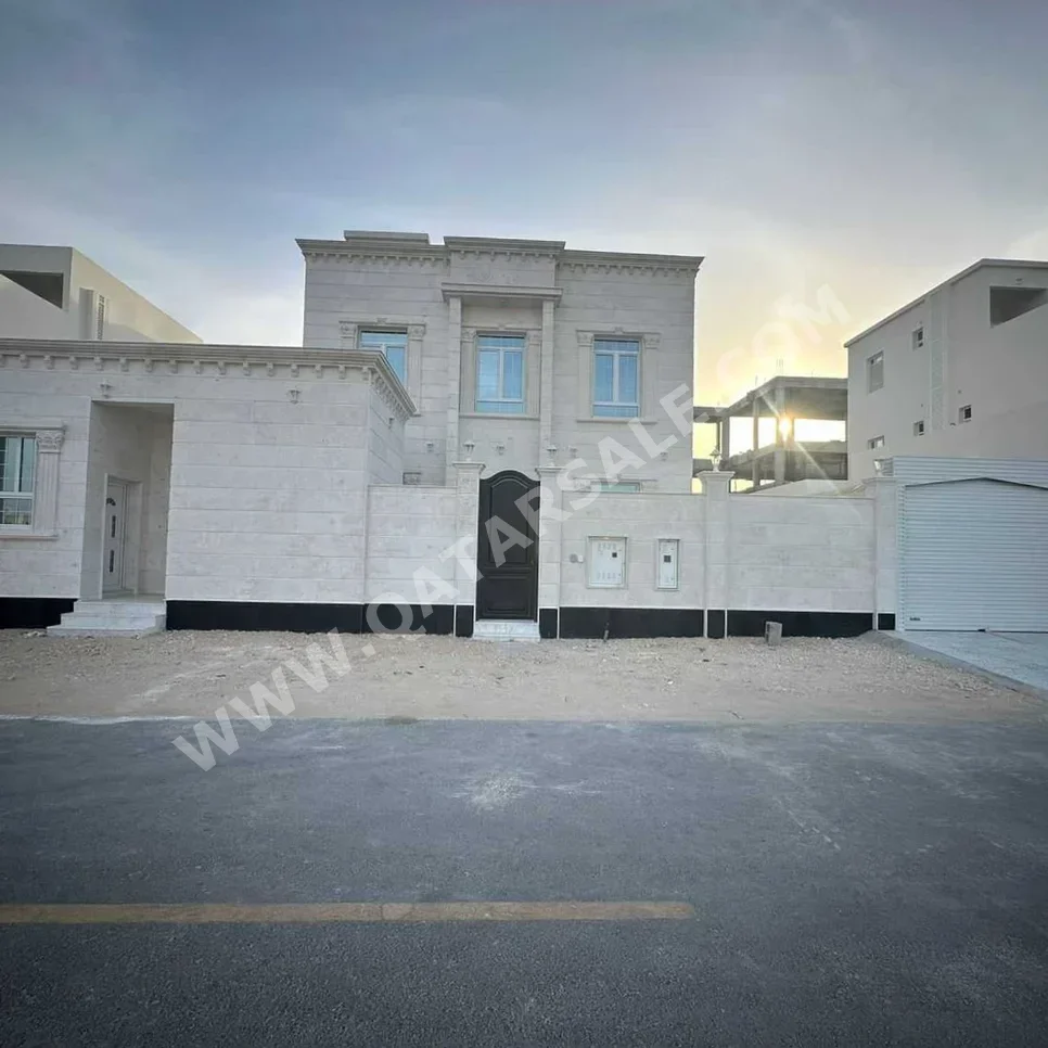 Family Residential  - Not Furnished  - Al Daayen  - Umm Qarn  - 7 Bedrooms