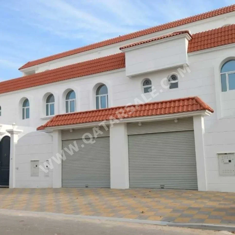 Family Residential  - Not Furnished  - Al Daayen  - Umm Qarn  - 14 Bedrooms