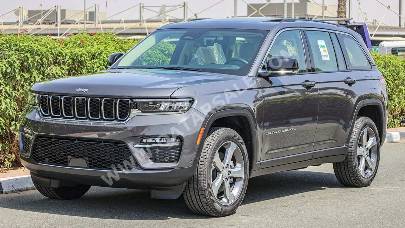 Jeep  Grand Cherokee  Limited  2024  Automatic  0 Km  6 Cylinder  Four Wheel Drive (4WD)  SUV  Gray  With Warranty