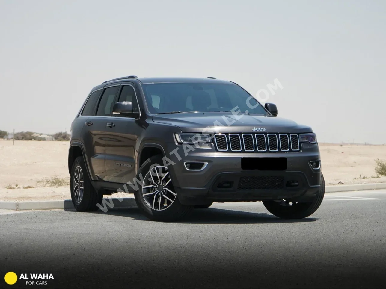 Jeep  Grand Cherokee  Laredo  2020  Automatic  33,000 Km  6 Cylinder  Four Wheel Drive (4WD)  SUV  Gray  With Warranty