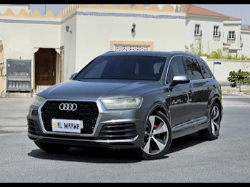 Audi  Q7  2016  Automatic  198,000 Km  6 Cylinder  Four Wheel Drive (4WD)  SUV  Gray