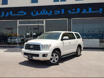 Toyota  Sequoia  2014  Automatic  338,000 Km  8 Cylinder  Four Wheel Drive (4WD)  SUV  White