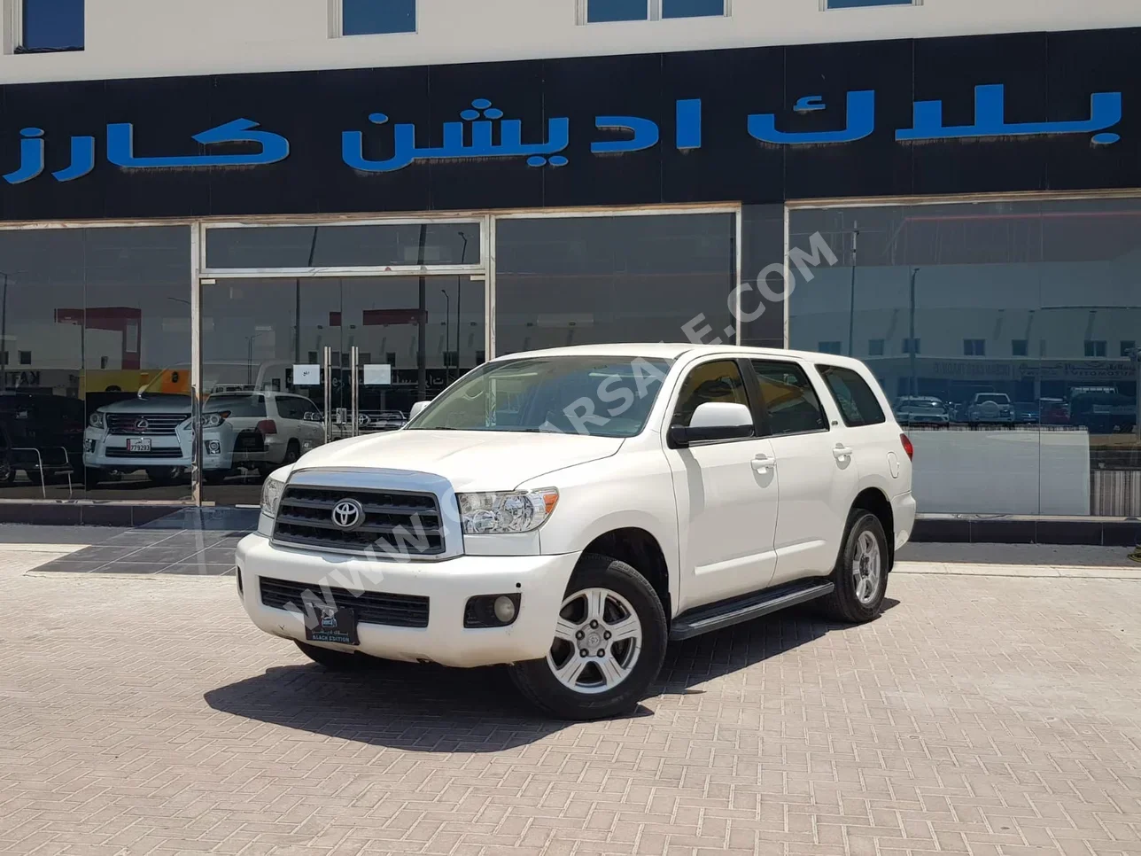 Toyota  Sequoia  2014  Automatic  338,000 Km  8 Cylinder  Four Wheel Drive (4WD)  SUV  White