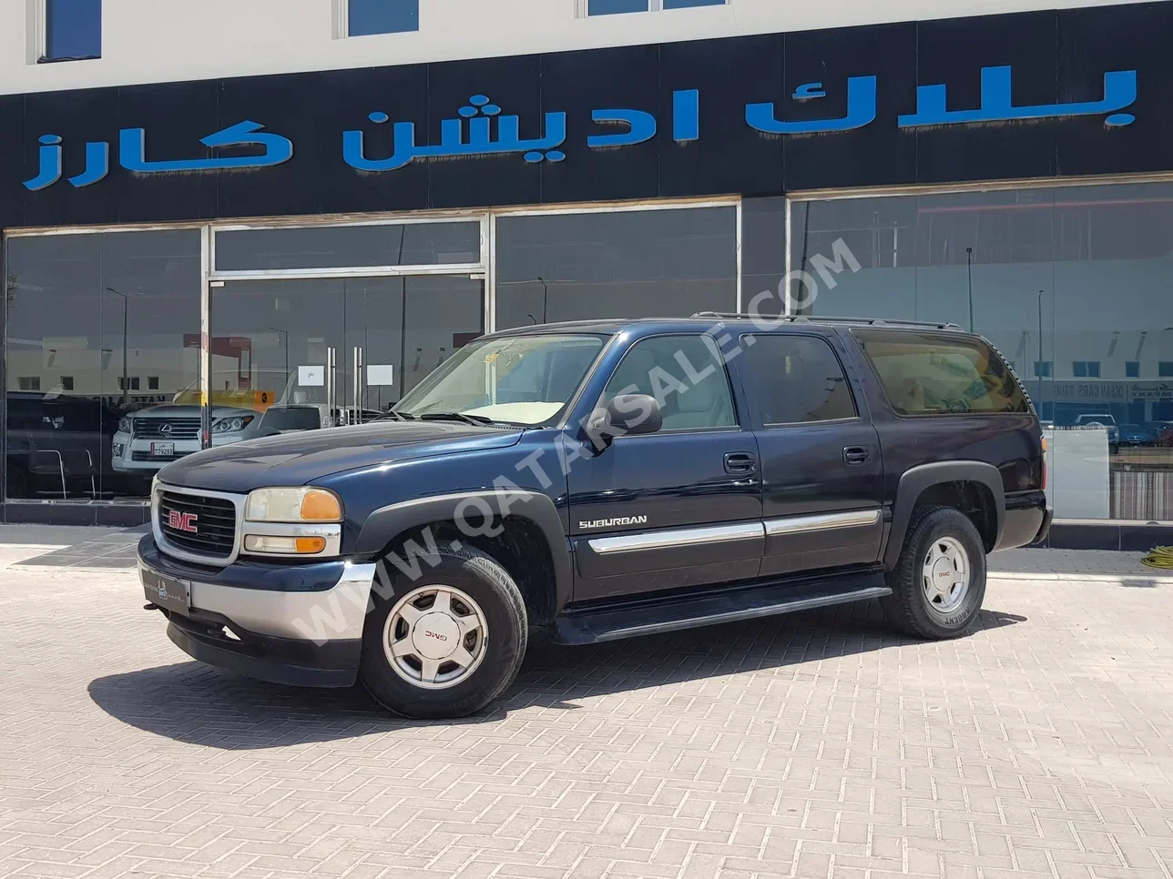 GMC  Suburban  2005  Automatic  260,000 Km  8 Cylinder  Four Wheel Drive (4WD)  SUV  Blue