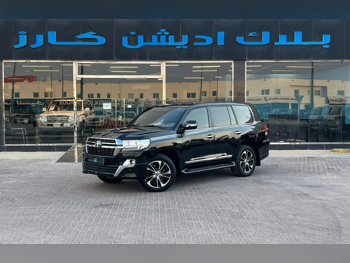 Toyota  Land Cruiser  VXR  2018  Automatic  234,000 Km  8 Cylinder  Four Wheel Drive (4WD)  SUV  Black