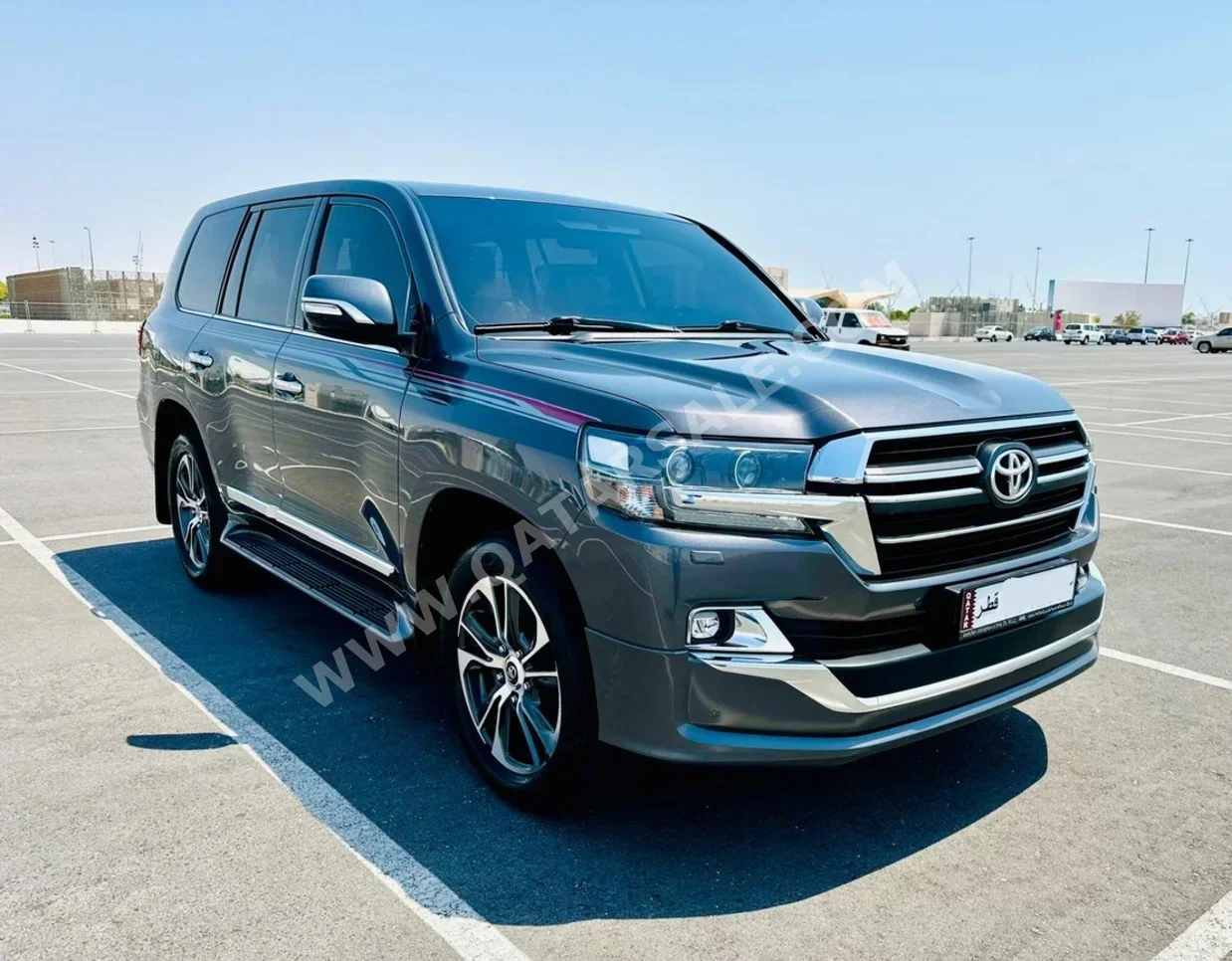 Toyota  Land Cruiser  GXR  2020  Automatic  71,000 Km  8 Cylinder  Four Wheel Drive (4WD)  SUV  Gray