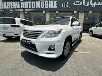 Lexus  LX  570  2011  Automatic  428,000 Km  8 Cylinder  Four Wheel Drive (4WD)  SUV  White