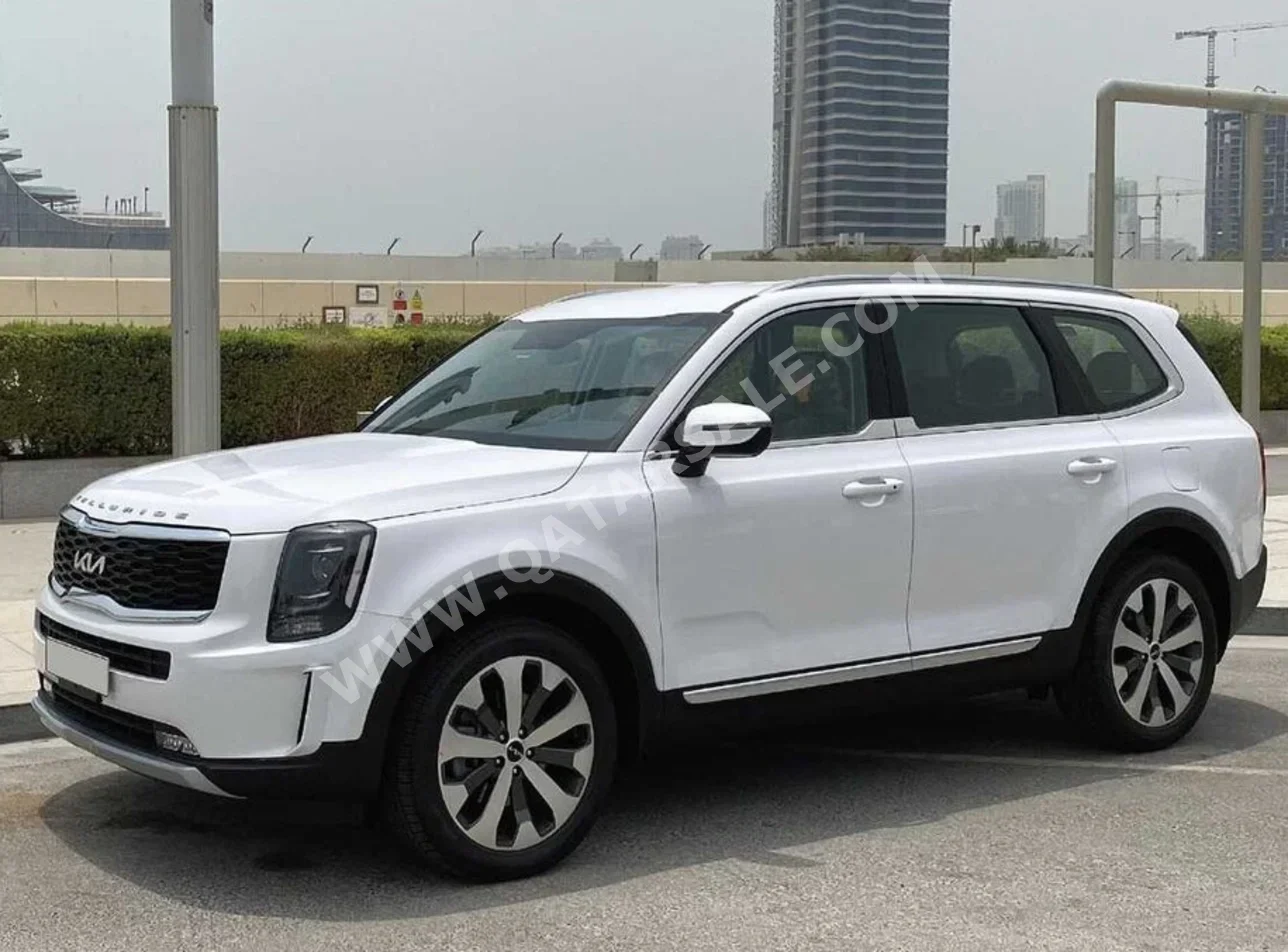 Kia  Telluride  2022  Automatic  30,598 Km  6 Cylinder  All Wheel Drive (AWD)  SUV  White  With Warranty