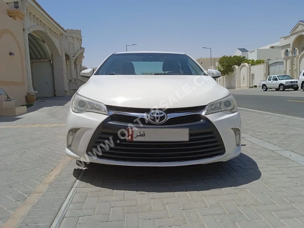 Toyota  Camry  GL  2017  Automatic  256٬000 Km  4 Cylinder  Front Wheel Drive (FWD)  Sedan  White