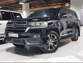 Toyota  Land Cruiser  VXR- Grand Touring S  2020  Automatic  137,000 Km  8 Cylinder  Four Wheel Drive (4WD)  SUV  Black