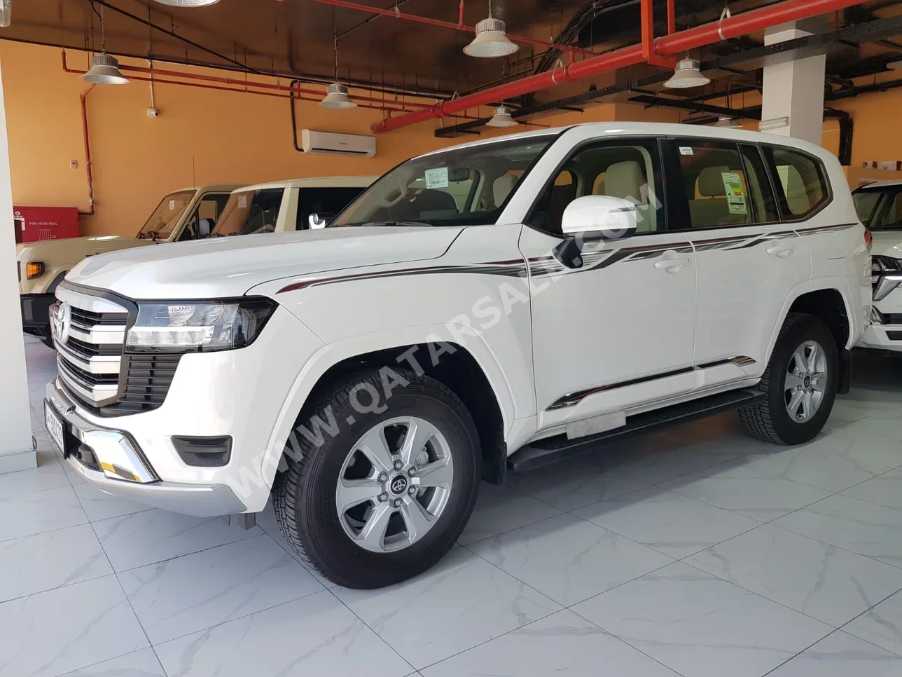 Toyota  Land Cruiser  GXR  2024  Automatic  1,000 Km  6 Cylinder  Four Wheel Drive (4WD)  SUV  White  With Warranty