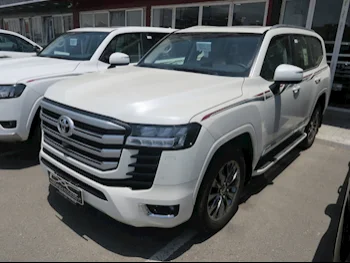 Toyota  Land Cruiser  GXR Twin Turbo  2024  Automatic  3,000 Km  6 Cylinder  Four Wheel Drive (4WD)  SUV  White  With Warranty