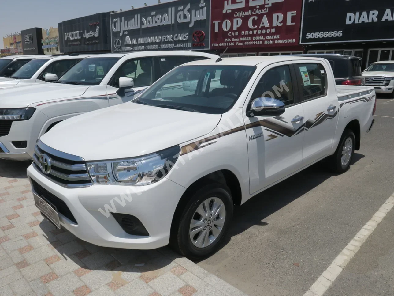 Toyota  Hilux  2024  Automatic  0 Km  4 Cylinder  Four Wheel Drive (4WD)  Pick Up  White  With Warranty