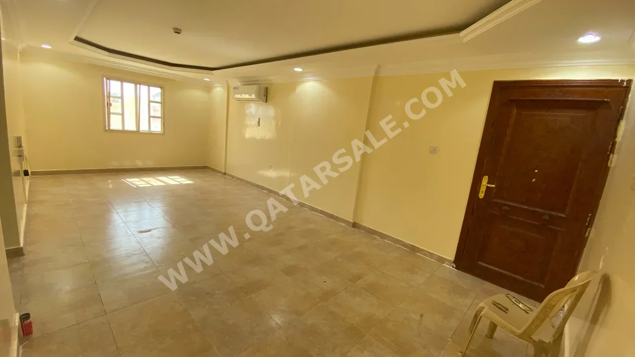 3 Bedrooms  Apartment  For Sale  in Doha -  Al Mansoura  Not Furnished