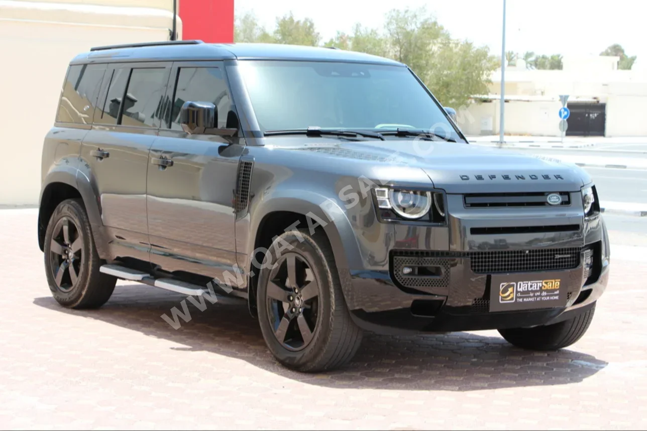 Land Rover  Defender  110 X Dynamic  2023  Automatic  36,000 Km  6 Cylinder  Four Wheel Drive (4WD)  SUV  Black  With Warranty