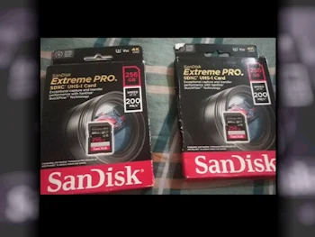 SD  SanDisk  2020  With Card Reader  Warranty /  256 GB