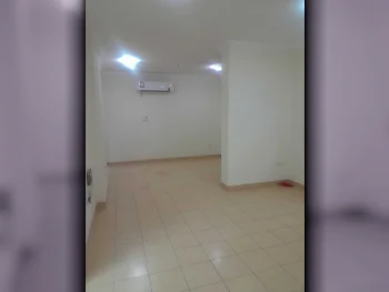 2 Bedrooms  Apartment  For Rent  in Doha -  Umm Ghuwailina  Not Furnished