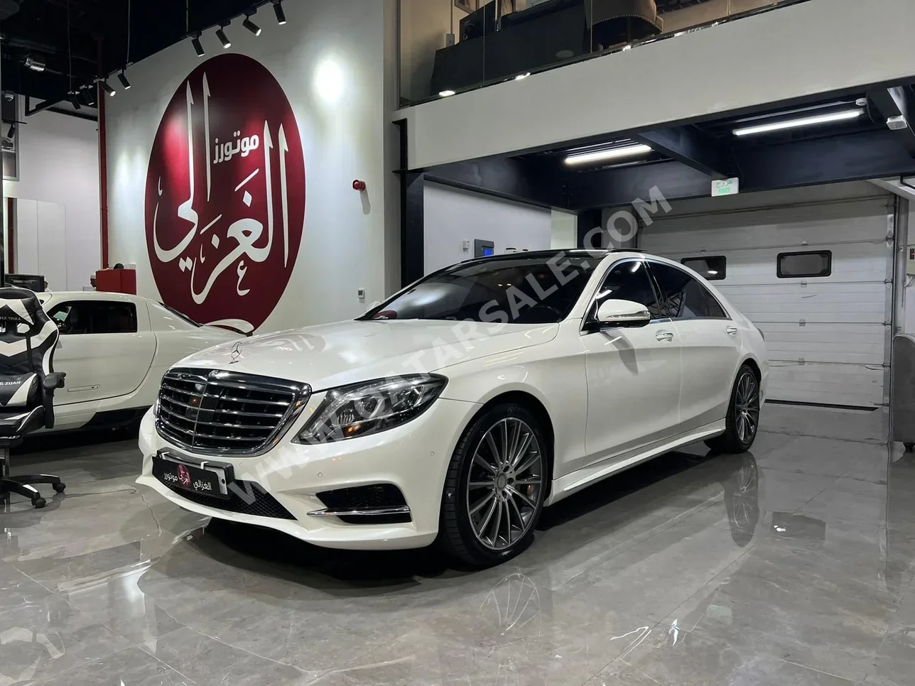 Mercedes-Benz  S-Class  500  2015  Automatic  67,000 Km  8 Cylinder  Rear Wheel Drive (RWD)  Sedan  Pearl