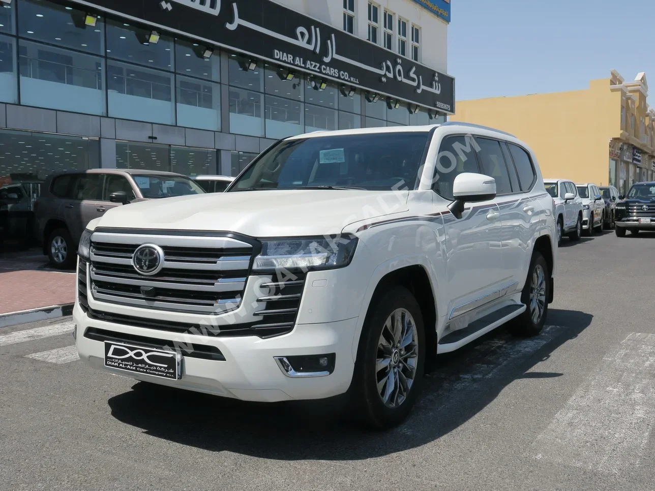 Toyota  Land Cruiser  GXR Twin Turbo  2024  Automatic  3,000 Km  6 Cylinder  Four Wheel Drive (4WD)  SUV  White  With Warranty