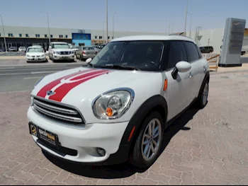 Mini  Cooper  CountryMan  2016  Automatic  80,000 Km  4 Cylinder  Rear Wheel Drive (RWD)  Hatchback  White