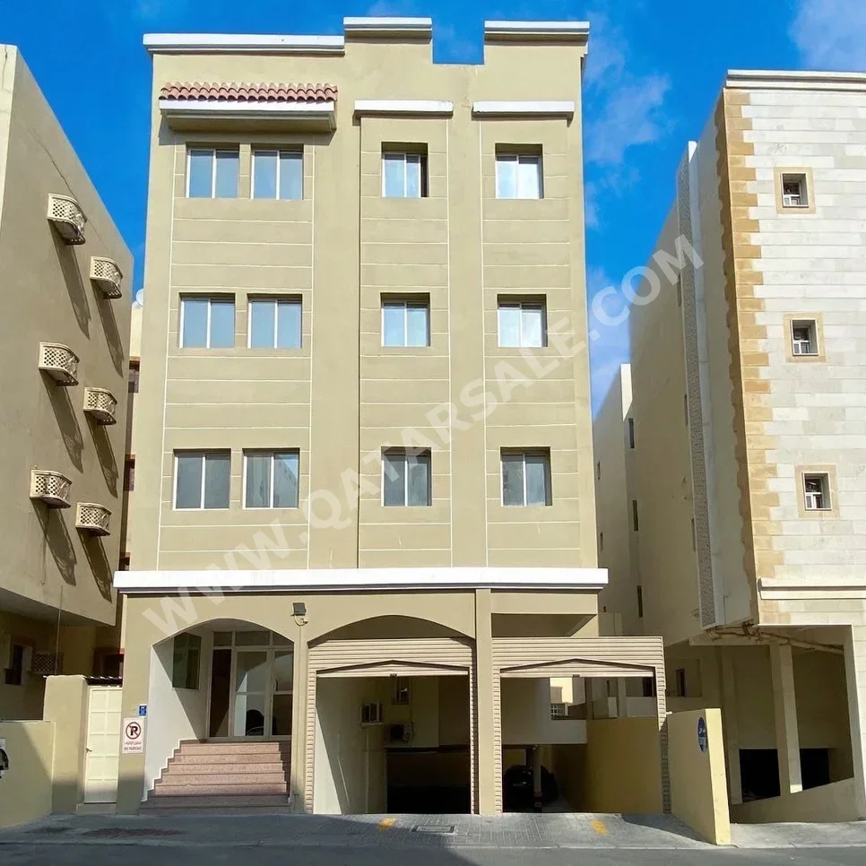 2 Bedrooms  Apartment  For Rent  in Doha -  Fereej Bin Omran  Not Furnished