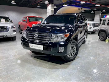 Toyota  Land Cruiser  GXR  2013  Automatic  215,000 Km  8 Cylinder  Four Wheel Drive (4WD)  SUV  Black