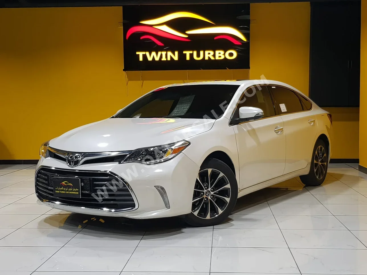 Toyota  Avalon  XLE  2017  Automatic  79,000 Km  6 Cylinder  Front Wheel Drive (FWD)  Sedan  White