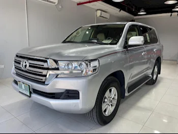 Toyota  Land Cruiser  GXR  2019  Automatic  200,000 Km  6 Cylinder  Four Wheel Drive (4WD)  SUV  Silver