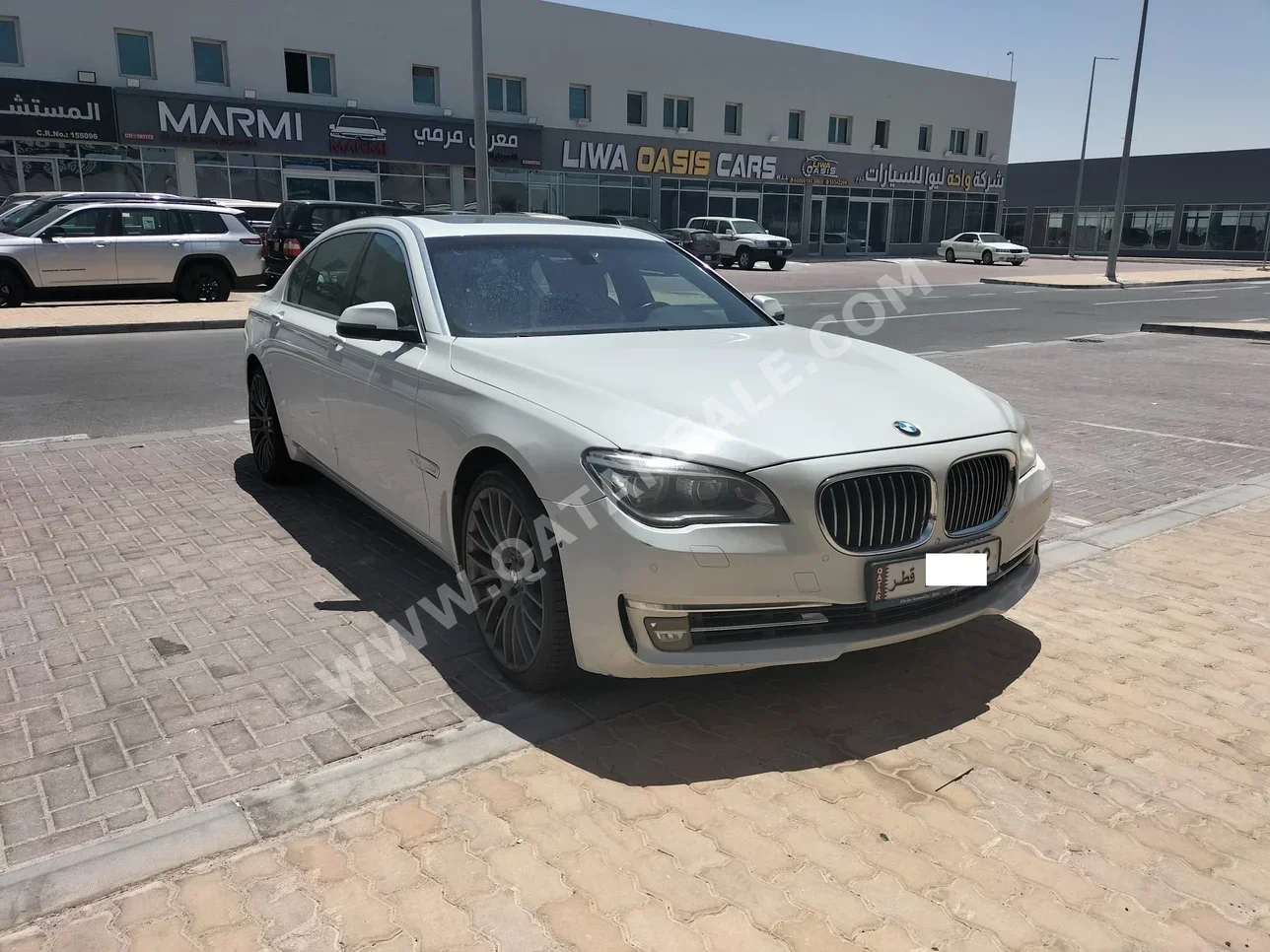 BMW  7-Series  740 Li  2013  Automatic  189,000 Km  6 Cylinder  Rear Wheel Drive (RWD)  Sedan  White