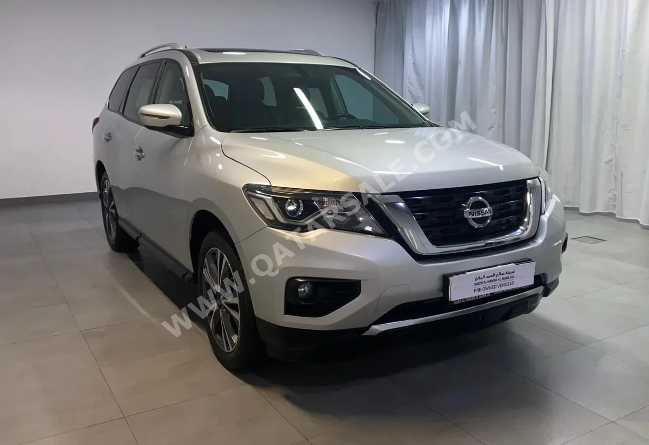 Nissan  Pathfinder  SV  2020  Automatic  19,000 Km  6 Cylinder  Four Wheel Drive (4WD)  SUV  Silver  With Warranty