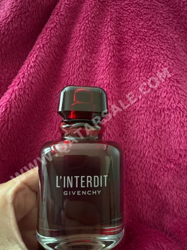 العطور والعناية بالجسم عطور  نسائي  Givenchy  فرنسا  80 مل