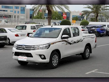 Toyota  Hilux  2024  Automatic  0 Km  4 Cylinder  Rear Wheel Drive (RWD)  Pick Up  White  With Warranty