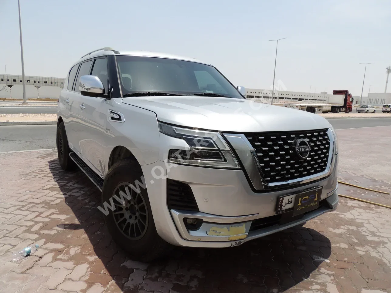 Nissan  Patrol  Platinum  2012  Automatic  290,000 Km  8 Cylinder  Four Wheel Drive (4WD)  SUV  White