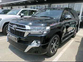 Toyota  Land Cruiser  GXR- Grand Touring  2021  Automatic  96,000 Km  8 Cylinder  Four Wheel Drive (4WD)  SUV  Black