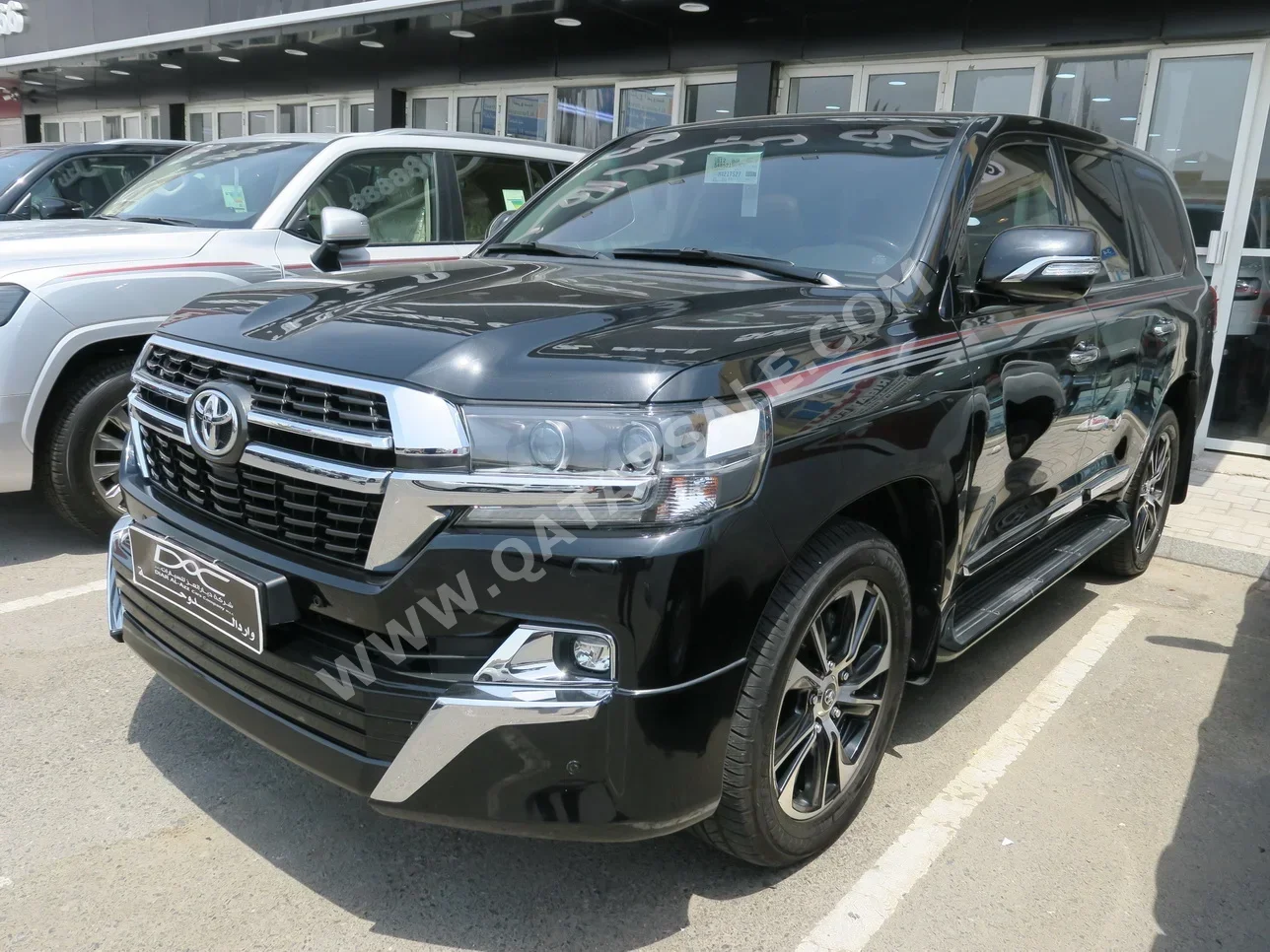 Toyota  Land Cruiser  GXR- Grand Touring  2021  Automatic  96,000 Km  8 Cylinder  Four Wheel Drive (4WD)  SUV  Black