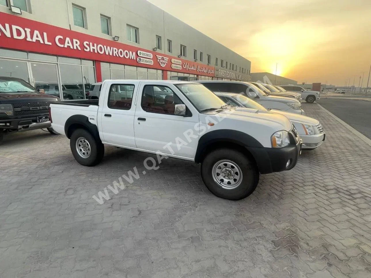 Nissan  Pickup  2007  Manual  473,000 Km  4 Cylinder  Rear Wheel Drive (RWD)  Pick Up  White