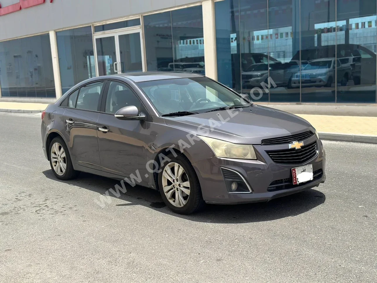 Chevrolet  Cruze  LT  2015  Automatic  129,000 Km  4 Cylinder  Front Wheel Drive (FWD)  Sedan  Gray