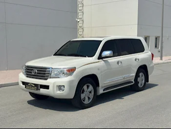  Toyota  Land Cruiser  GXR  2015  Automatic  120,000 Km  8 Cylinder  Four Wheel Drive (4WD)  SUV  White  With Warranty