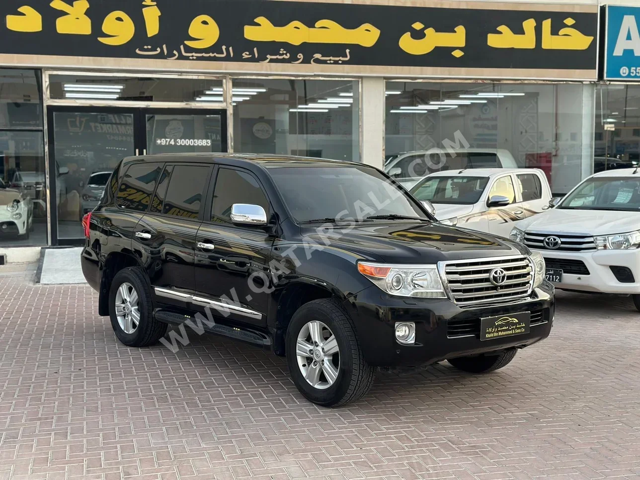 Toyota  Land Cruiser  VXR  2014  Automatic  210,000 Km  8 Cylinder  Four Wheel Drive (4WD)  SUV  Black