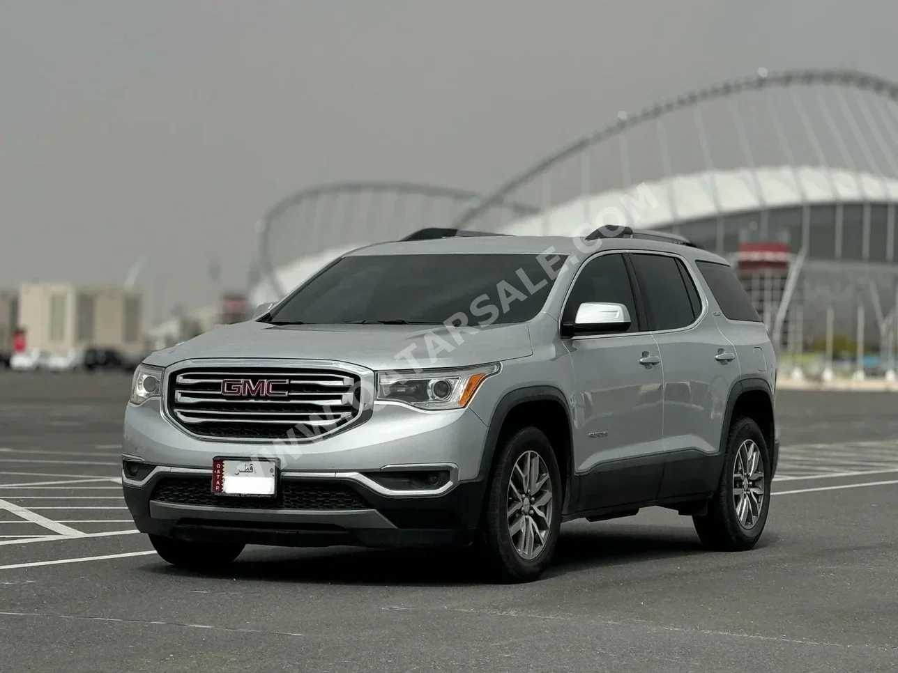 GMC  Acadia  2018  Automatic  128,000 Km  6 Cylinder  All Wheel Drive (AWD)  SUV  Silver