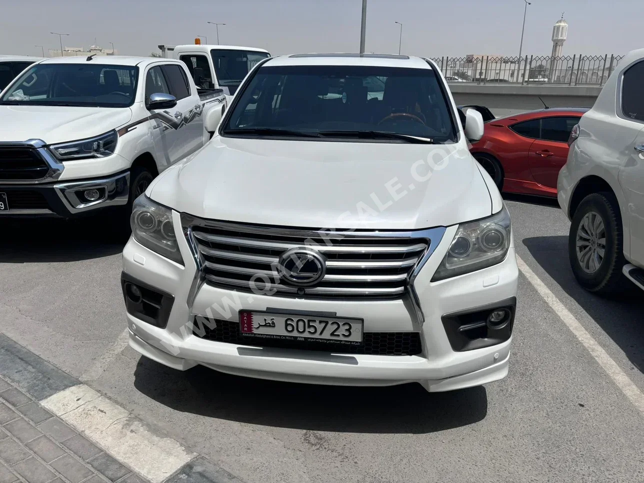 Lexus LX 570 White 2015 For Sale in Qatar