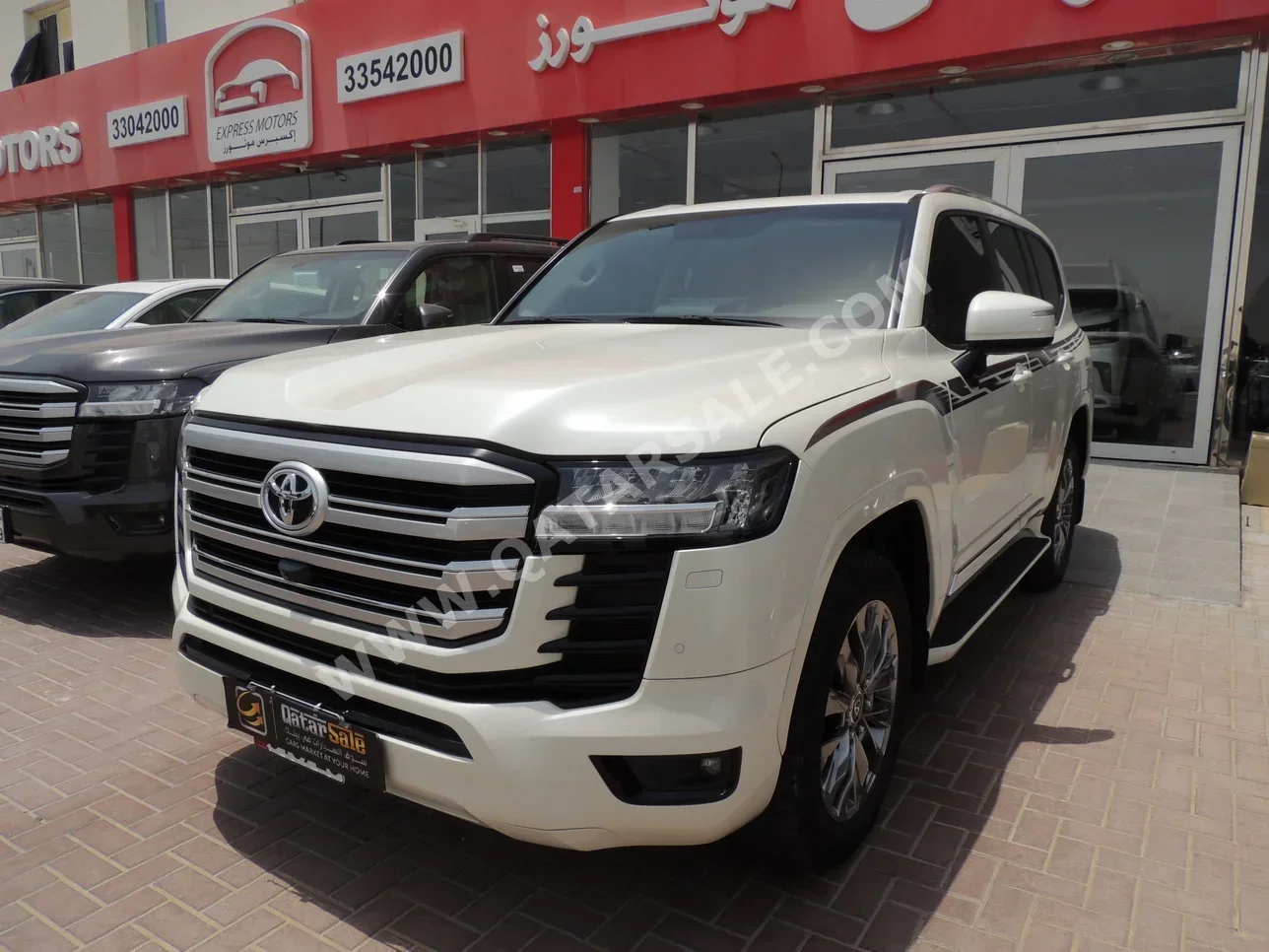 Toyota  Land Cruiser  GXR Twin Turbo  2022  Automatic  68,000 Km  6 Cylinder  Four Wheel Drive (4WD)  SUV  White  With Warranty